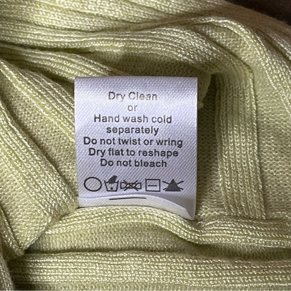 NWOT Revolve Superdown Carla‎ Knit Top - Picture 10 of 10